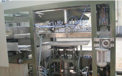 山東香廣電氣公司 專業制造吸塑包裝設備，提供整廠配套解決方案